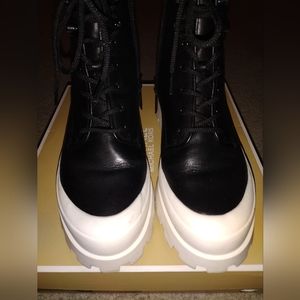 Michael kors Payton Booties